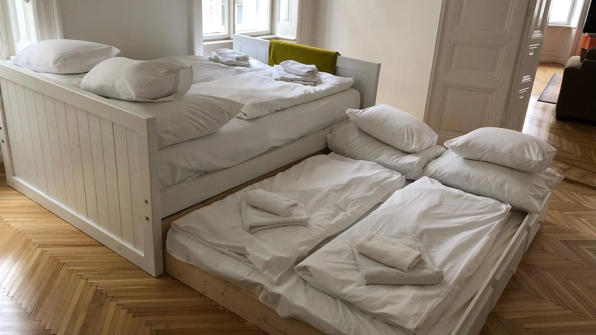 Highrise Art Apartment Budapest