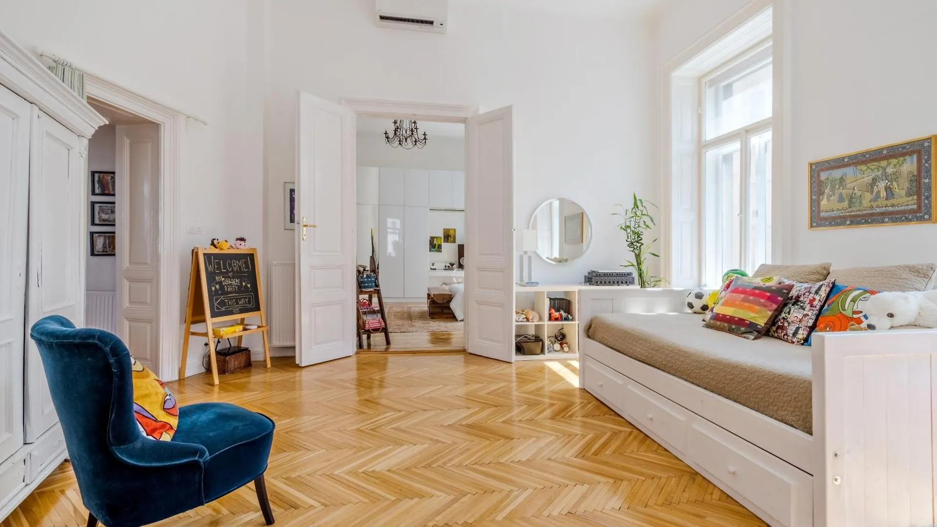 Highrise Art Apartment Budapest